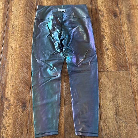 Zyia Active 12 Metallic Leggings - Picture 4 of 12